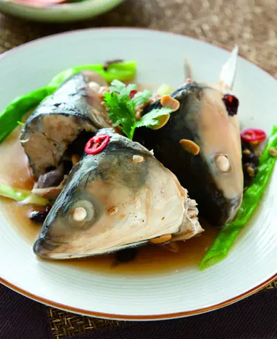 米醬蒸虱目魚頭