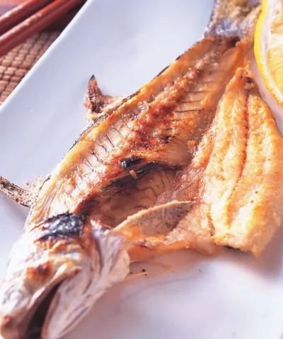 鹽烤吳仔魚