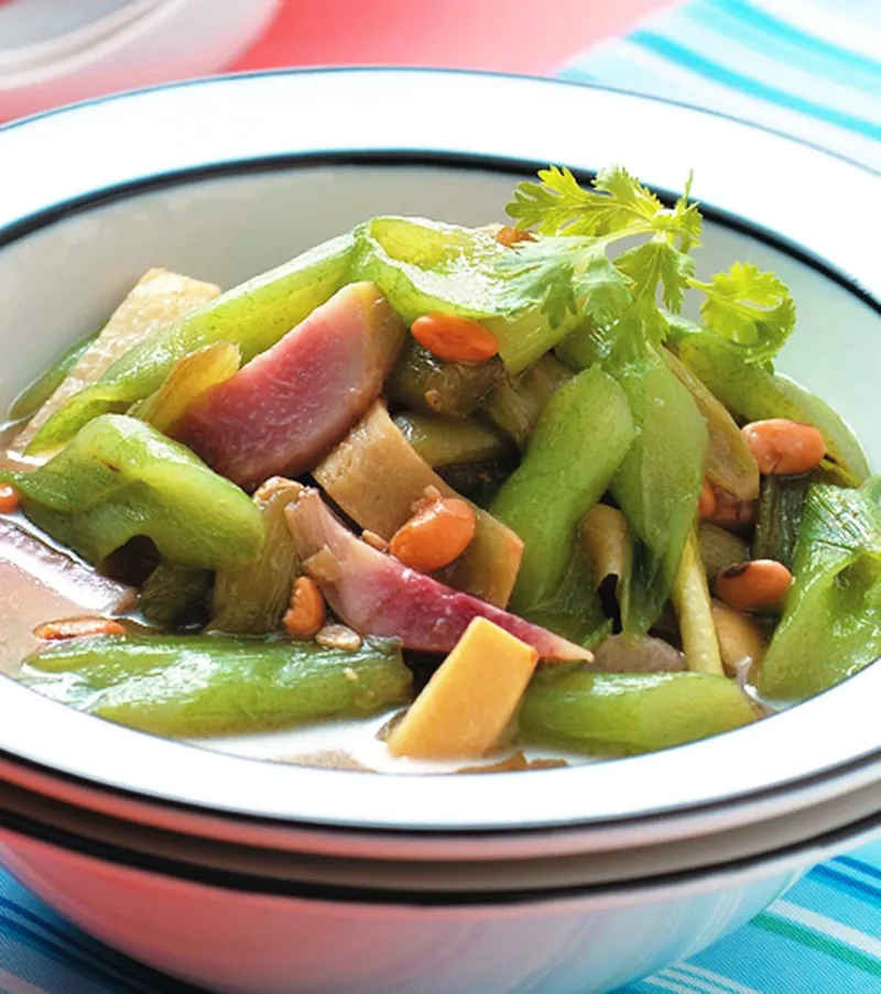 豆醬炒芋梗