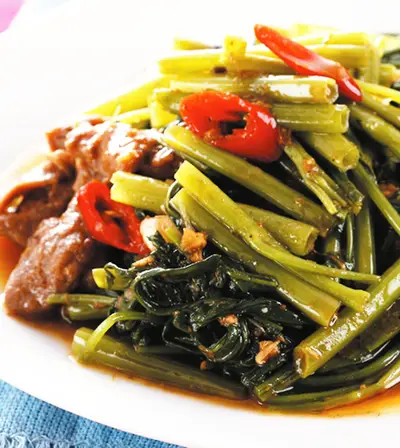 沙茶牛肉空心菜