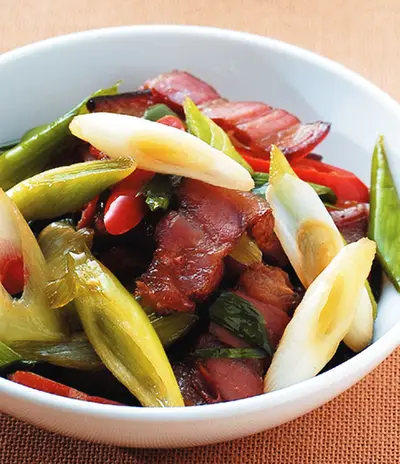 蒜苗炒臘肉(1)