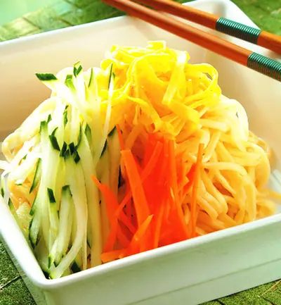 傳統芝麻醬涼麵