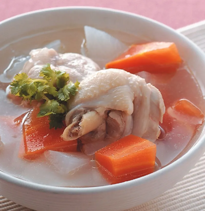 紅白蘿蔔雞湯