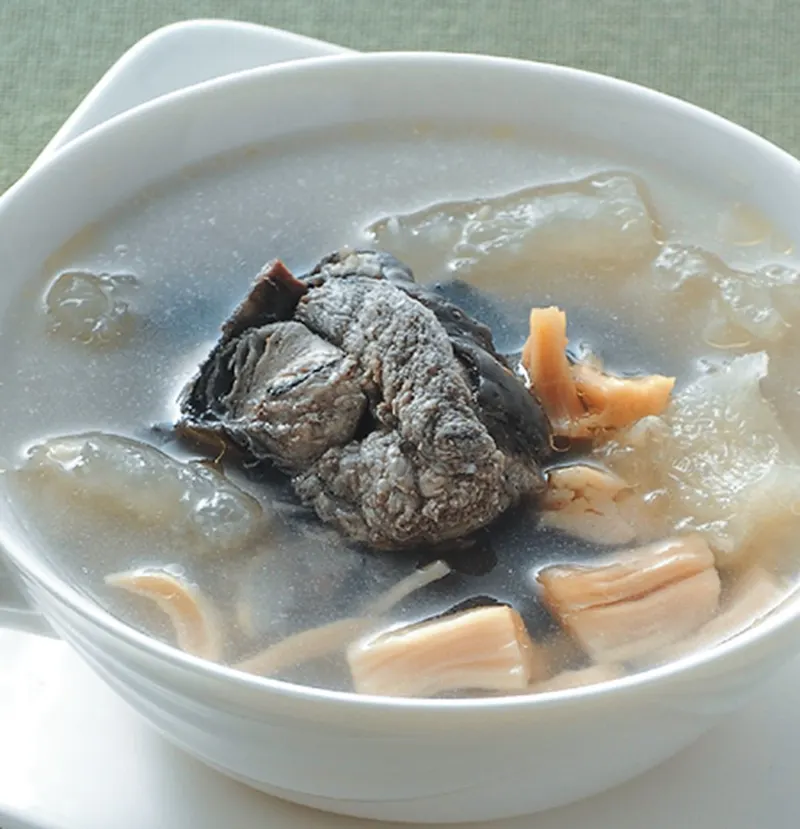 干貝蹄筋燉雞湯