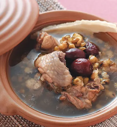 綠豆伏苓燉雞湯