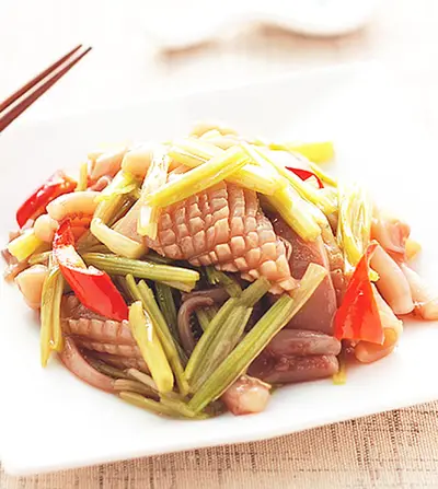 芹菜炒魷魚(1)