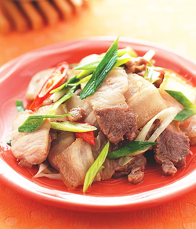 蒜苗炒五花肉