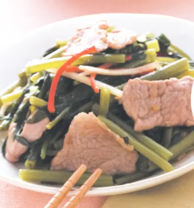 空心菜炒肉片
