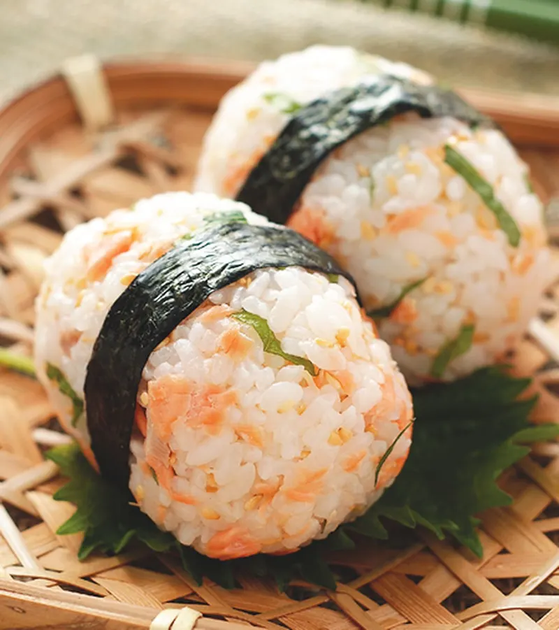 紫蘇鮭魚飯糰(1)