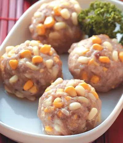 玉米肉球