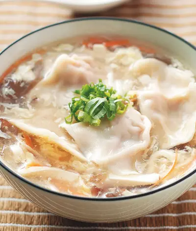 酸辣湯餃
