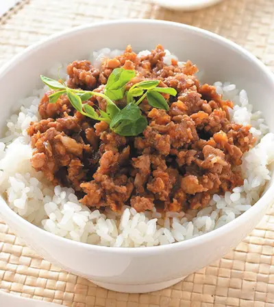五香肉燥蓋飯