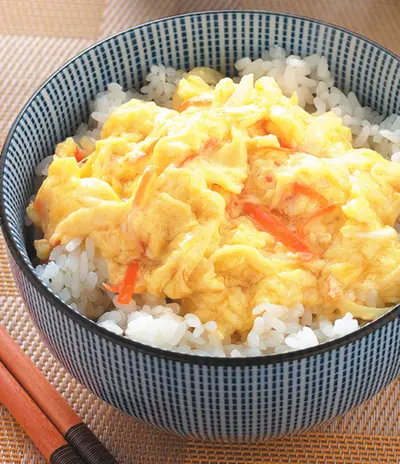 洋蔥滑蛋蓋飯