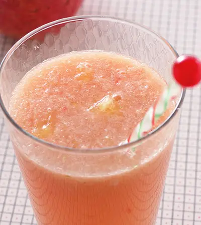 菠菜石榴柳橙汁