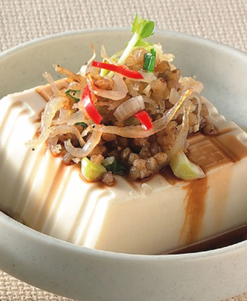 蕎麥吻仔魚拌豆腐