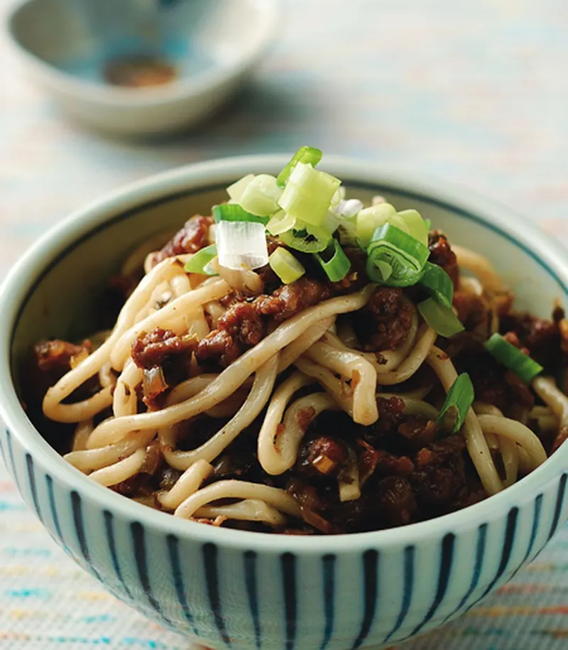 牛肉鬆拌麵