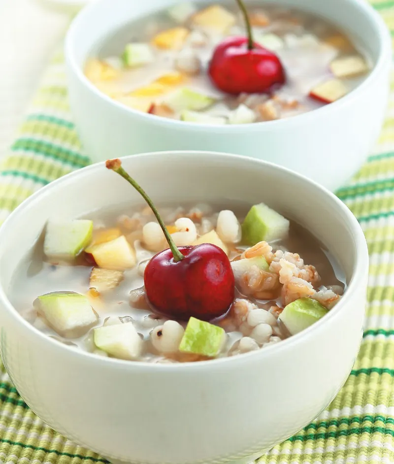 燕麥薏仁水果湯