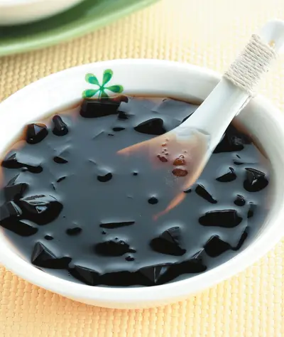 仙草蜜凍飲