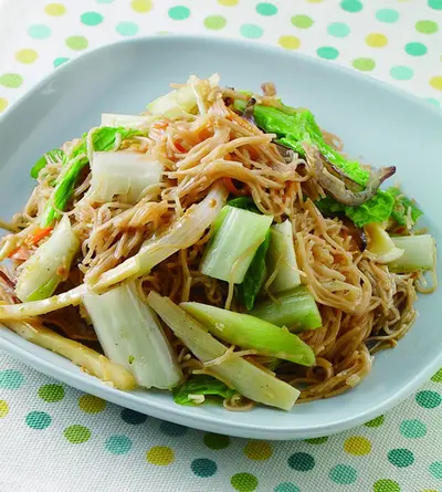 炒雞絲麵(1)