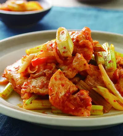 泡菜炒雞胸肉片