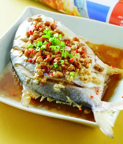 豆醬蒸金鯧魚