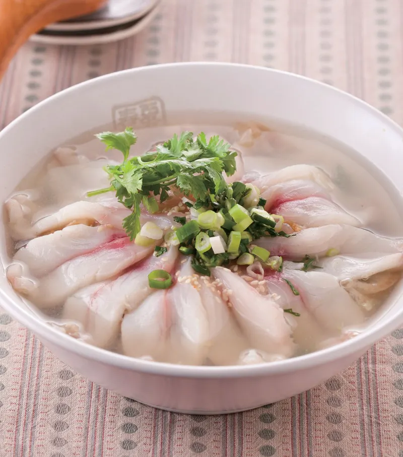 湯泡魚生(1)