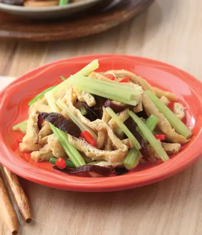 芹菜炒豆皮
