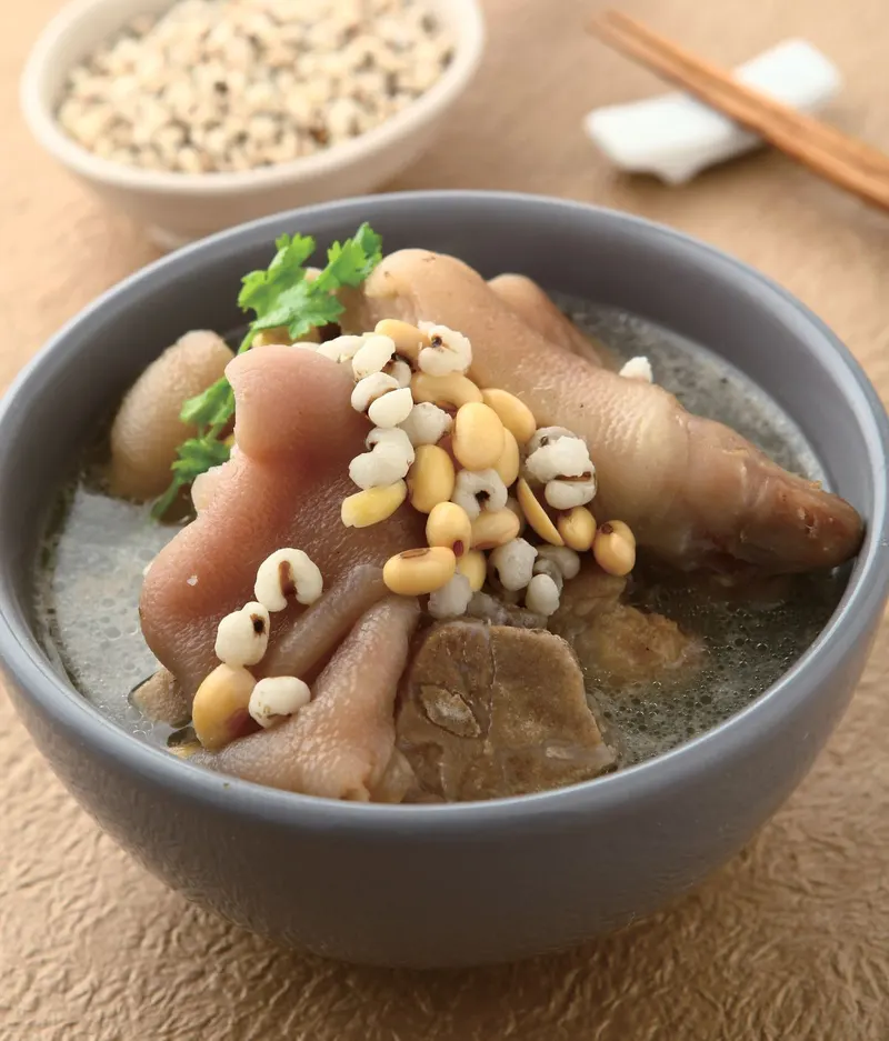 黃豆薏仁燉豬腳(1)