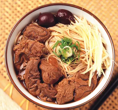 藥燉牛肉麵線
