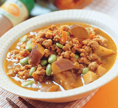 咖哩燉肉豆