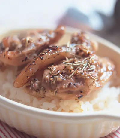 迷迭香羊里肌烤肉飯