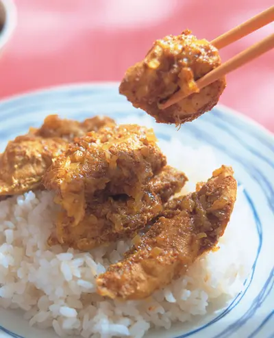 咖哩烤雞肉飯