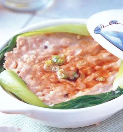 鹹魚肉餅煲飯