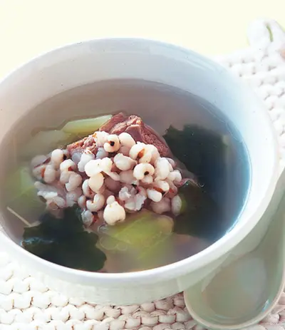 黃瓜海帶芽排骨湯