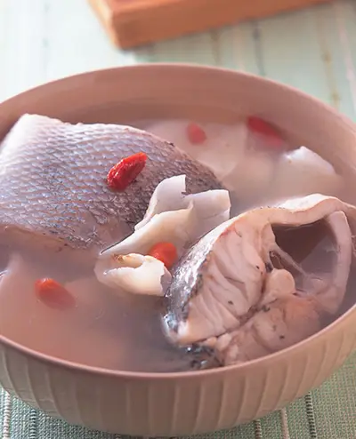 百合淮山鱸魚湯