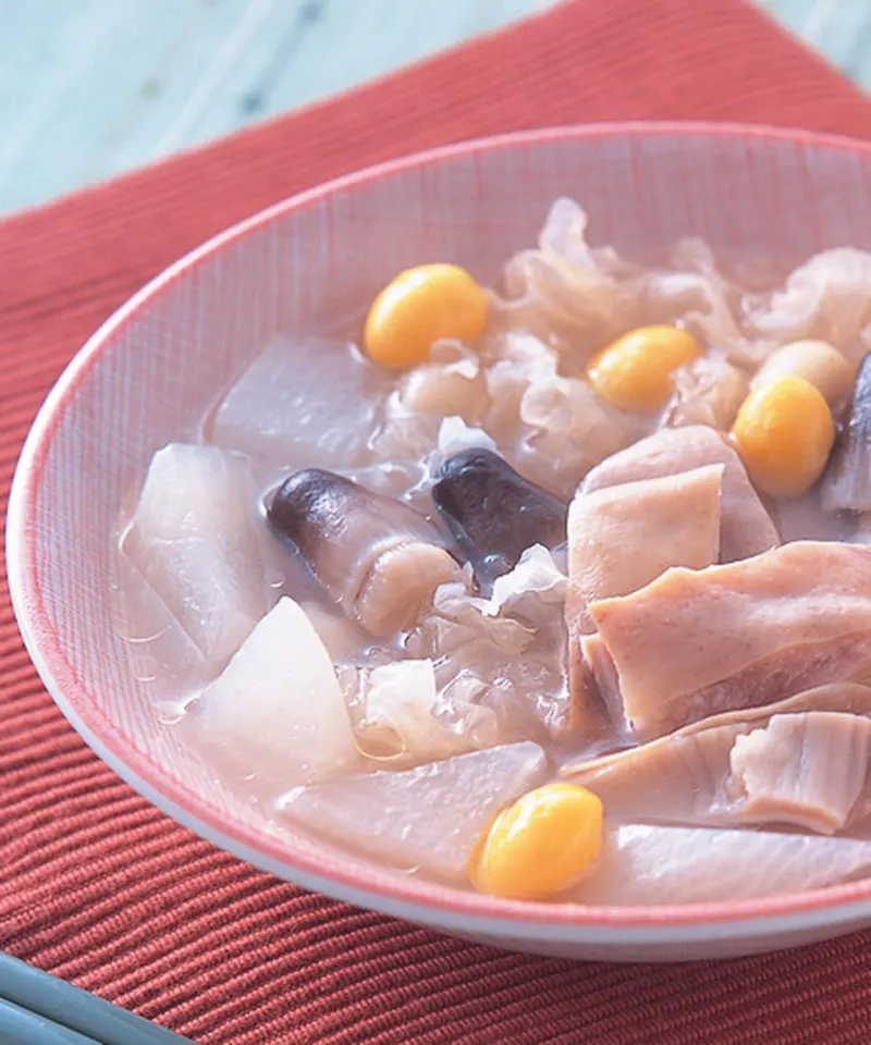 蘿蔔銀耳豬肚湯
