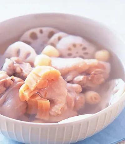 干貝蓮藕煲棒腿