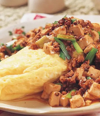 麻婆豆腐淋蛋包