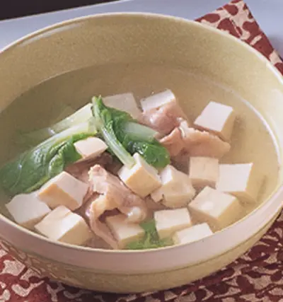 青菜豆腐肉片湯
