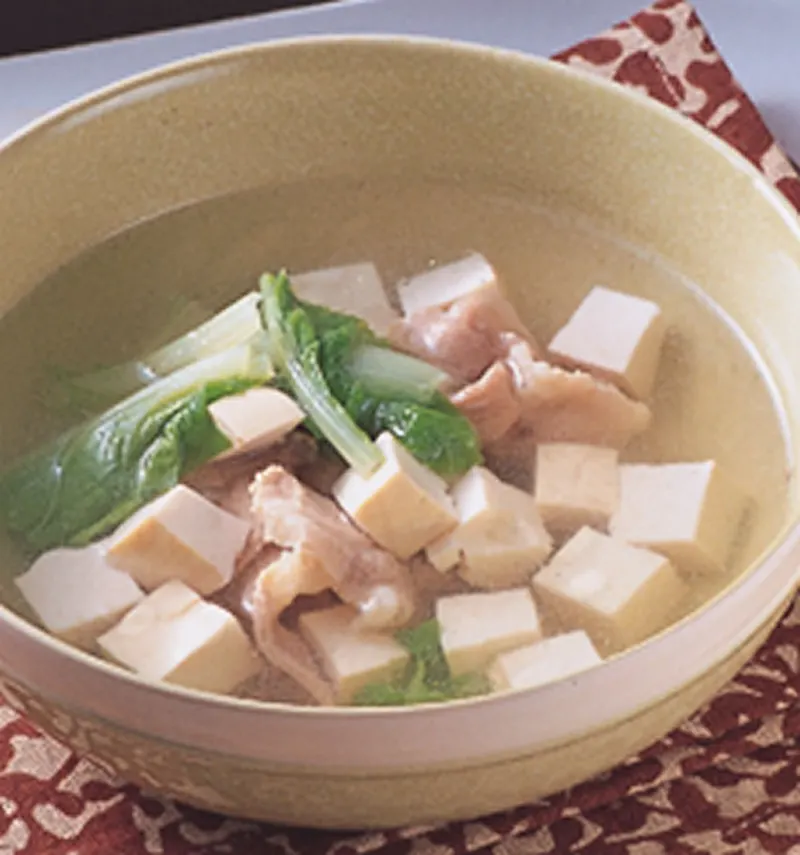 青菜豆腐肉片湯