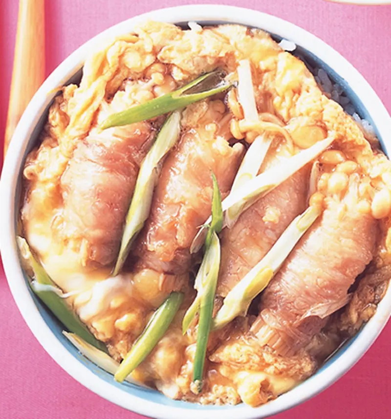 起士肉捲滑蛋丼