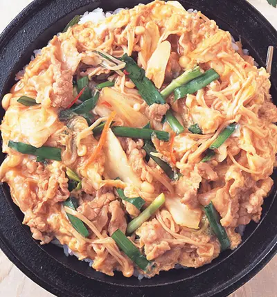 豬肉泡菜丼
