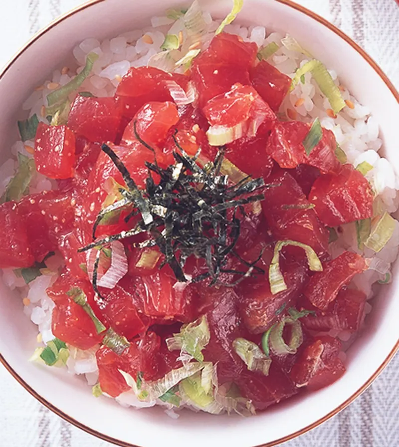 蔥花鮪魚丼