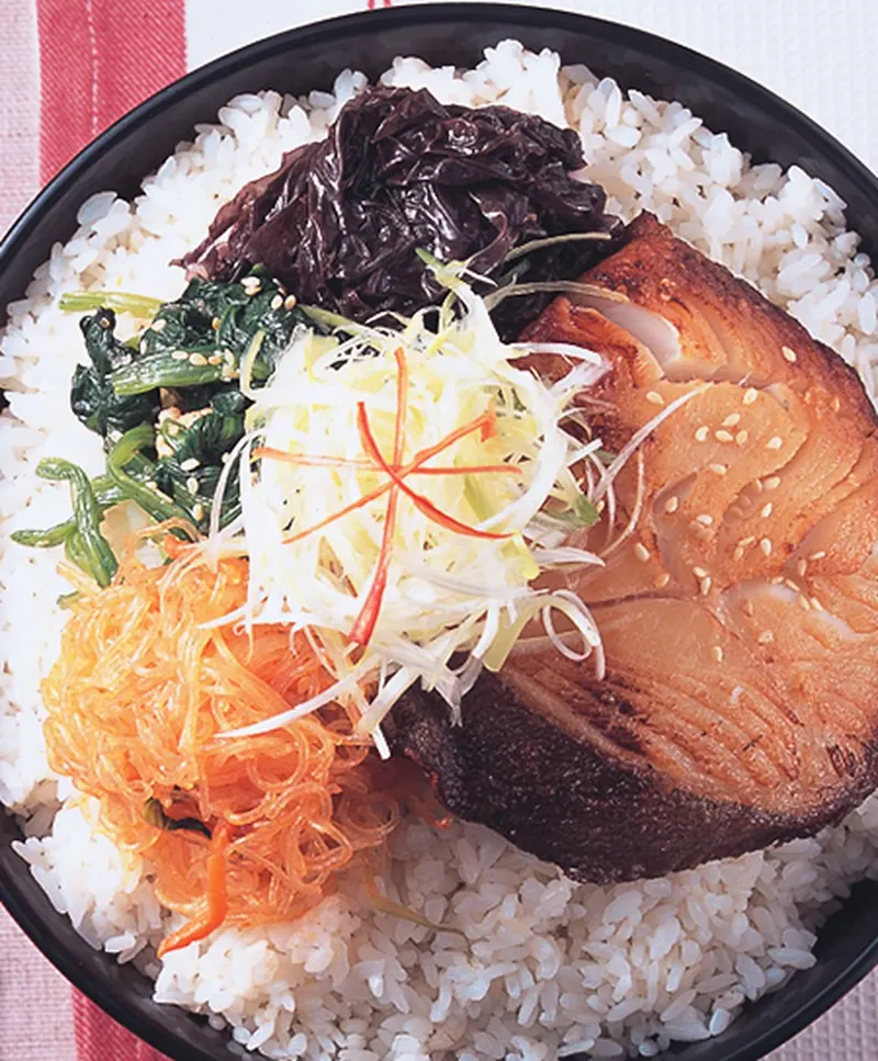 鱈魚拌飯