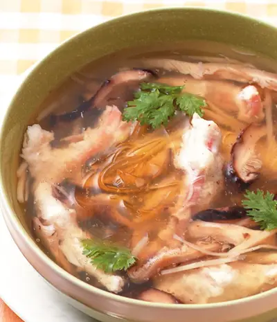 魷魚魚翅羹