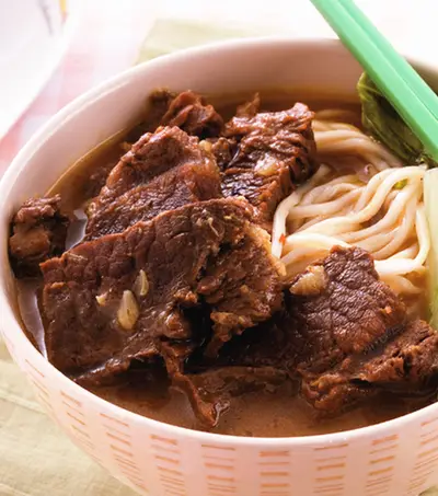 咖哩牛肉麵