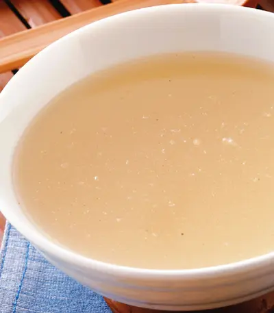 酸菜牛肉湯
