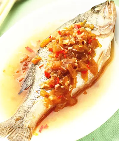 梅汁蒸魚