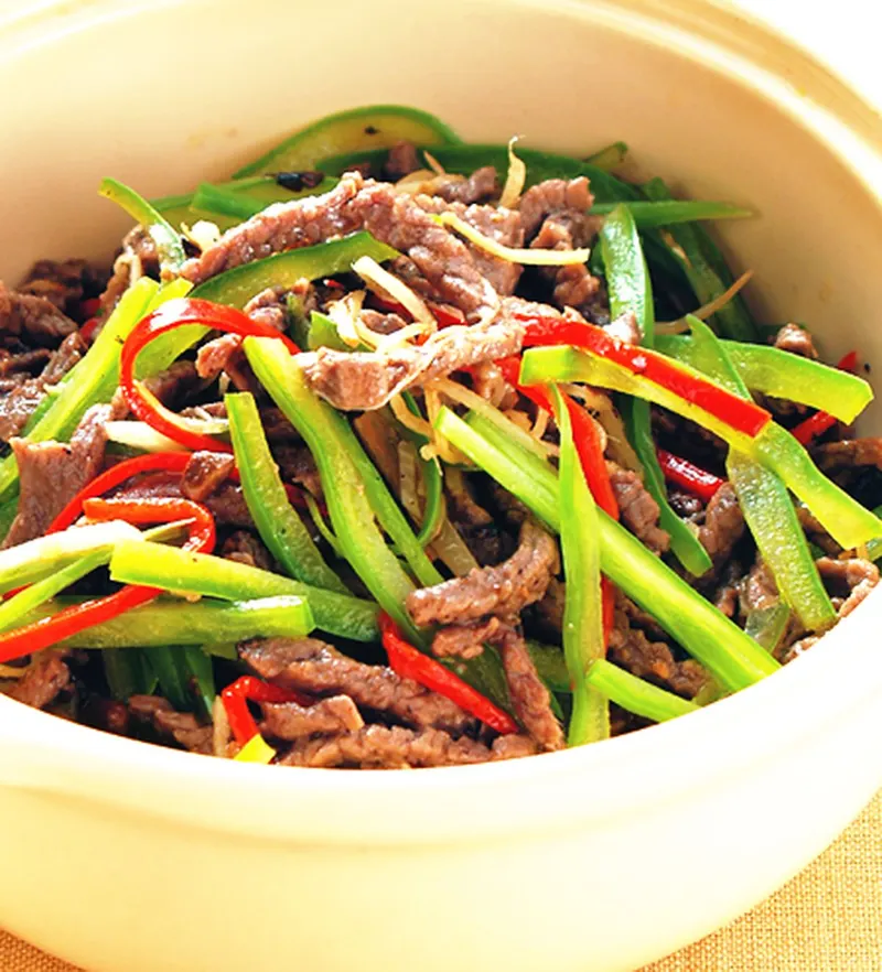 豉汁青椒牛肉絲煲