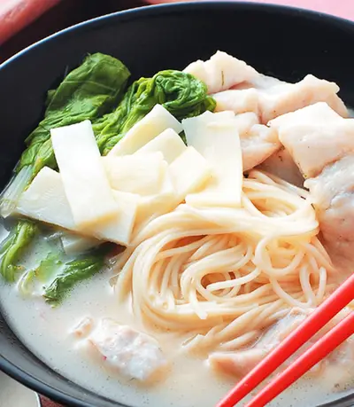 黃魚煨麵